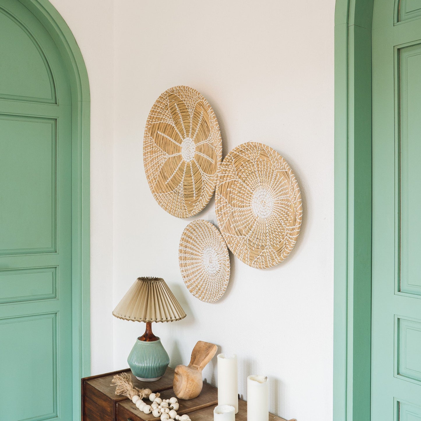 Floral Round Woven Seagrass Wall Baskets Decor Set of 3