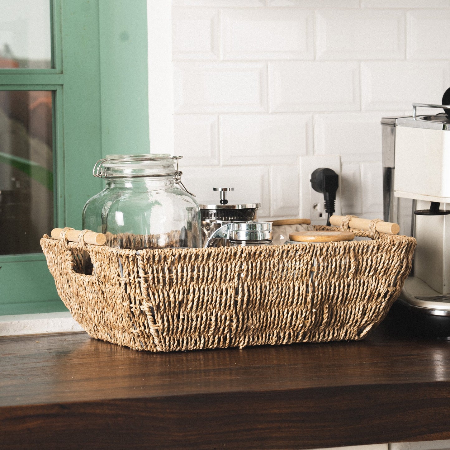 Shallow Seagrass Basket With Wooden Handles