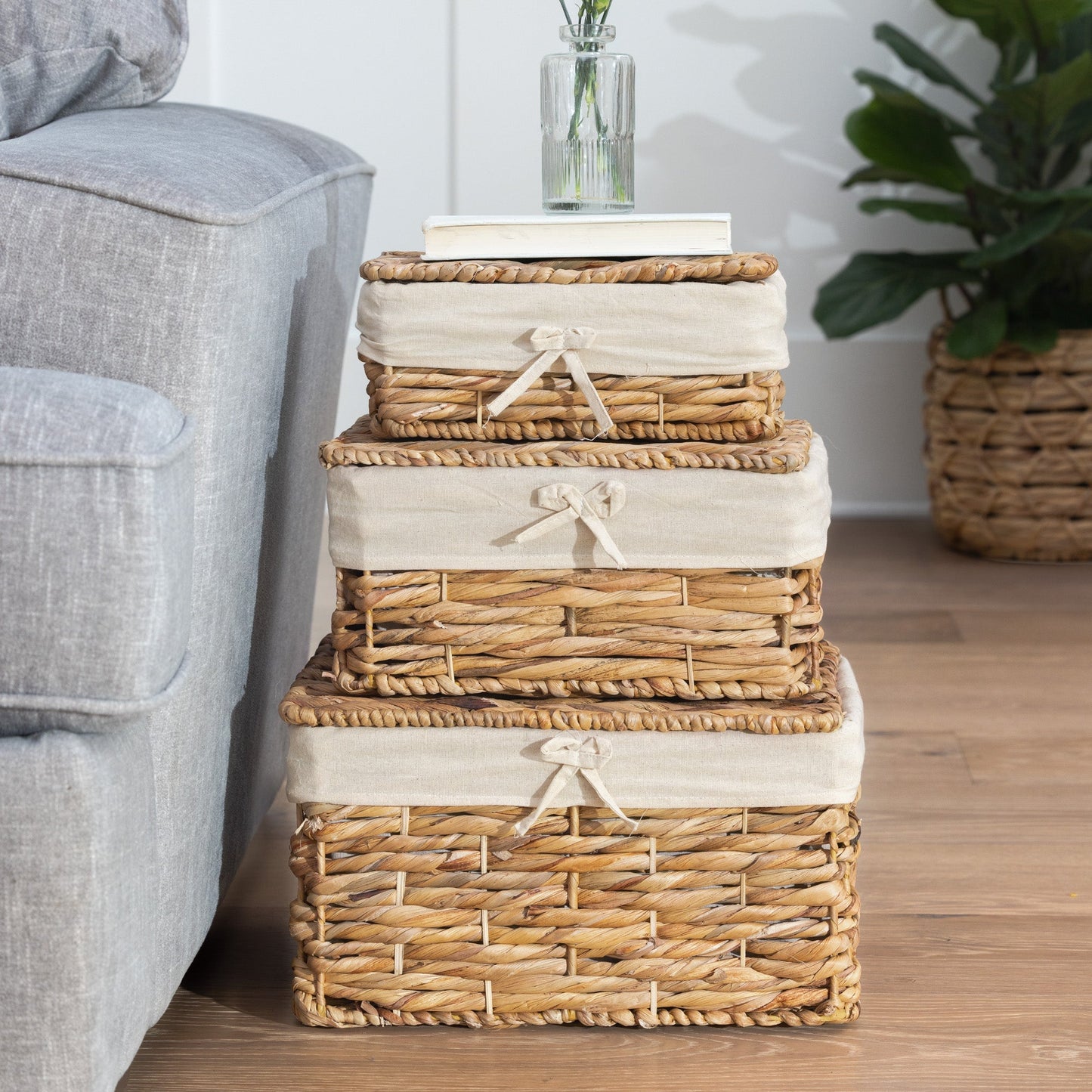 Nesting Rectangular Woven Baskets with Lid and Linen Lining, Set of 3